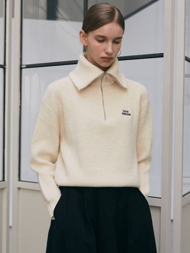 Nicole Half Zip-up Turtleneck Sweater _Cream - NICK&NICOLE - Modalova