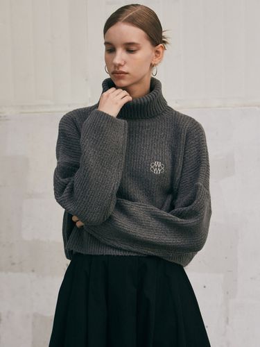 Nicole Turtleneck Crop Knit Sweater _Charcoal - NICK&NICOLE - Modalova