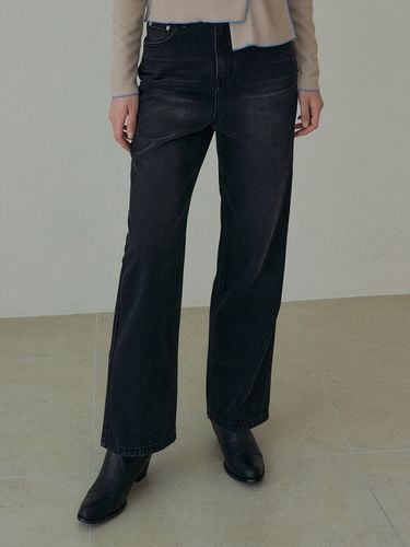 DRO Wide-Fit Washed Denim Jeans _ - REORG - Modalova