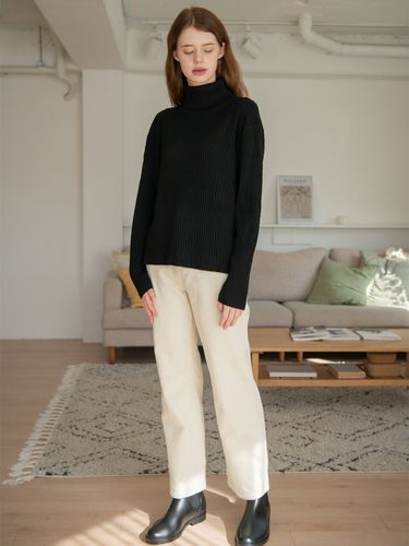 Corduroy Boot Cut Pants _Cream - We’Dee - Modalova