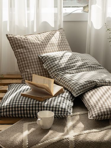 Melan Checkered Cushion Cover - DECOVIEW - Modalova