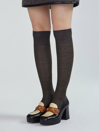 Knee High Merino Wool Socks_Charcoal Gray - a.t.corner - Modalova