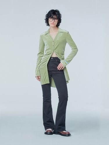 Open-collar Shirred Velvet Dress _Olive Green - INSTANTFUNK - Modalova