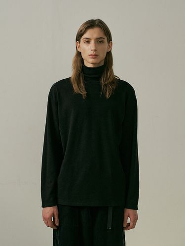 Turtleneck Long Sleeve T-Shirt _ - endoor - Modalova