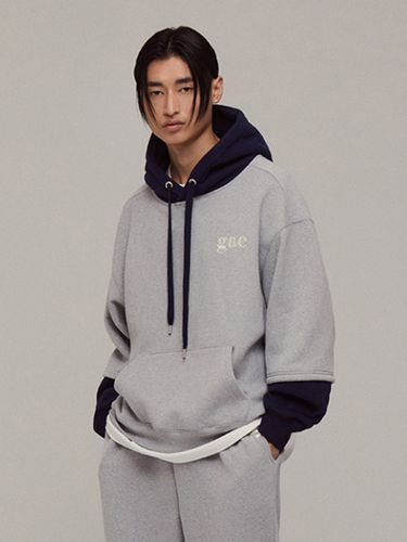 Layered Fleece Hoodie [Gray] - GAC - Modalova