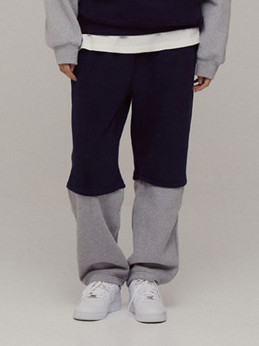 Layered Fleece Sweatpants [Navy] - GAC - Modalova