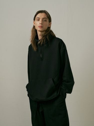 Half Zip-Up Sweatshirt _ Black - endoor - Modalova