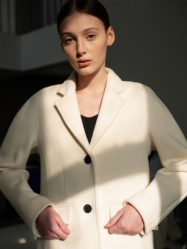 Hourglass Single Breasted Coat - KINDERSALMON - Modalova