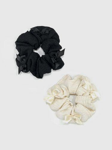 Baby Ribbon Point Scrunchie (2 Colors) - KINDABABY - Modalova