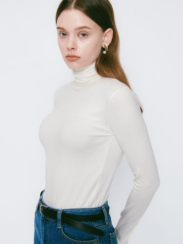 Lossy Turtleneck Knit_Cream - LOSSYROW - Modalova