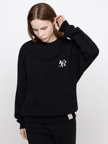 Small White Lettering Logo Sweatshirt_Black - GRAVER - Modalova