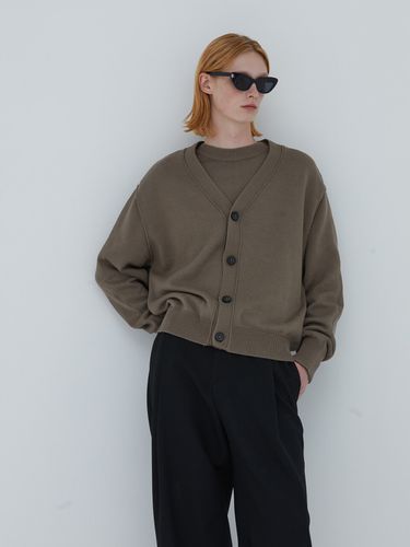 Moji Volume Crop Oversize Cardigan_Beige - evener - Modalova