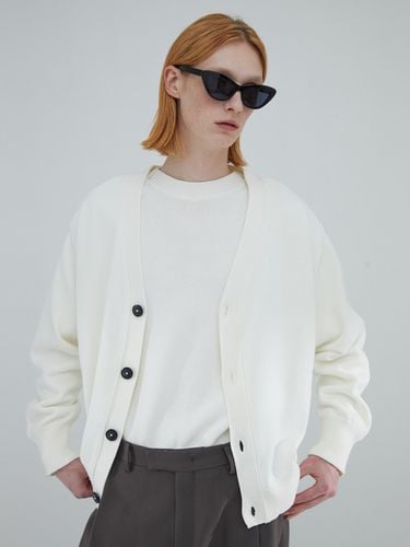 Moji Volume Crop Oversize Cardigan_White - evener - Modalova