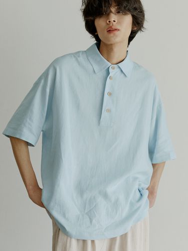 Unisex Half Henley Neck Shirt _ - malen - Modalova