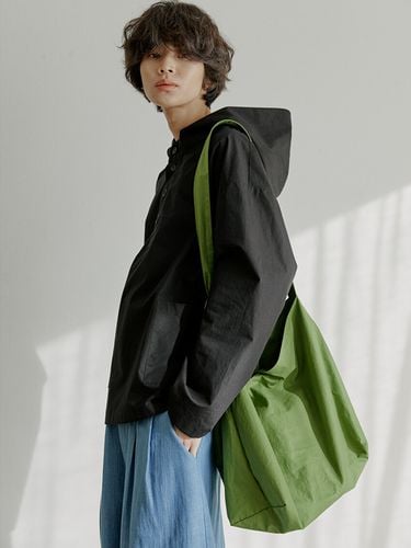 Unisex Cross Bag _ Olive Green - malen - Modalova