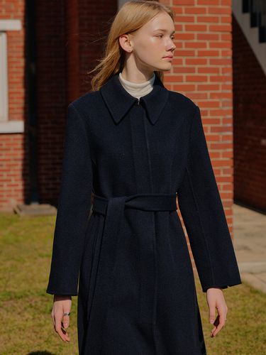 Stan Handmade Coat_Navy - YUPPE - Modalova