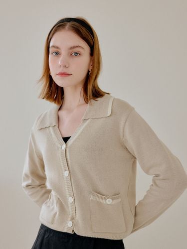 Collar Point Cardigan_Beige - YUPPE - Modalova