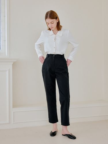 Cotton Crop Pants_Black - YUPPE - Modalova