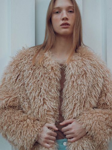 Puffy Eco Fur Jacket_Beige - JOY GRYSON - Modalova