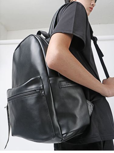 Zaratwo Leather Backpack _ Black - bubilian - Modalova