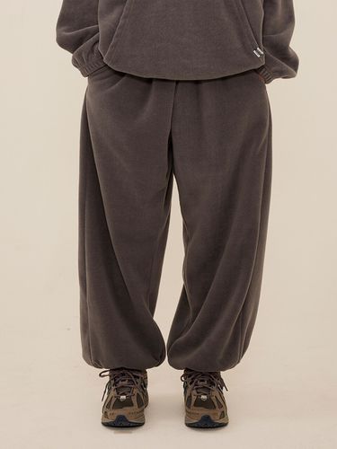 CB Wide-Leg Fleece Jogger Pants _ - CARGOBROS - Modalova