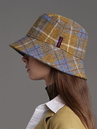 Harris Tweed Bucket Hat Kamil () - WHITE SANDS - Modalova