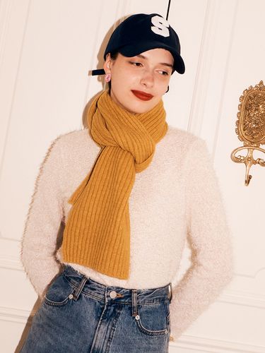 Knitted Muffler_Mustard Yellow - SILN - Modalova