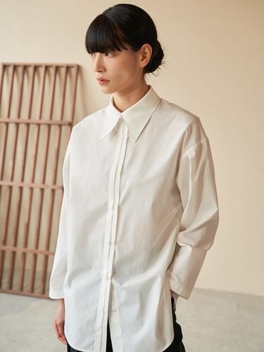 Half Hidden Shirt [White] - diadem - Modalova