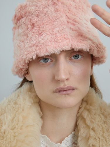 Fur Lampshade Hat Snow Pink - AWESOME NEEDS - Modalova