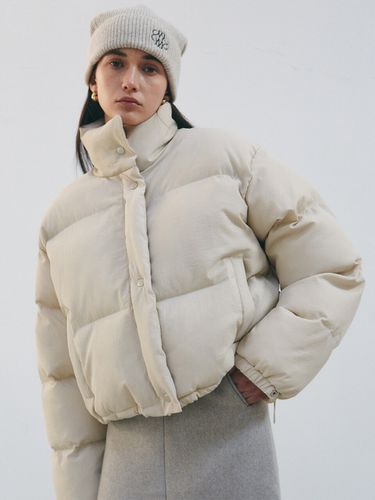 High-Neck Puffer Short Padding _Cream Beige - NICK&NICOLE - Modalova