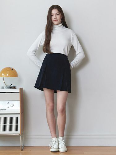 Corduroy Tuck Mini Skirt _Navy - bibyseob - Modalova