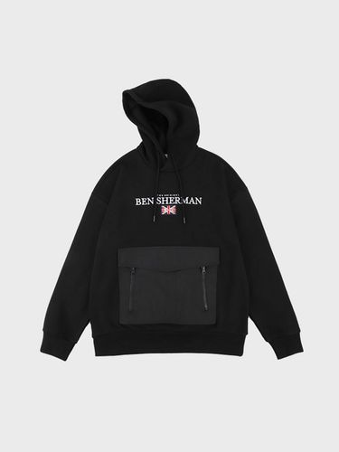 UK Flag Hoodie / Black - bensherman - Modalova