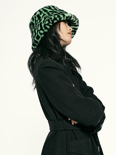 Logo Small Unit Fur Bucket Hat - Vegan Tiger - Modalova