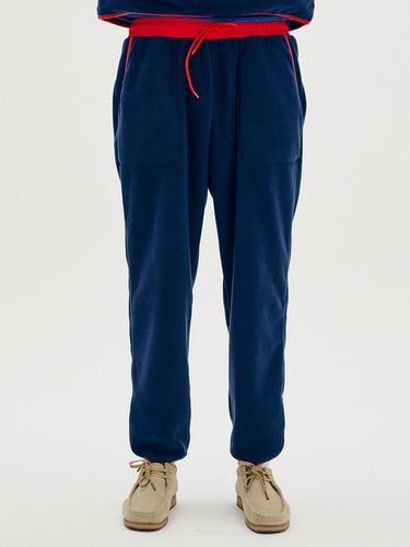 Colored Fleece Sweatpants For Men () - CLOVE - Modalova