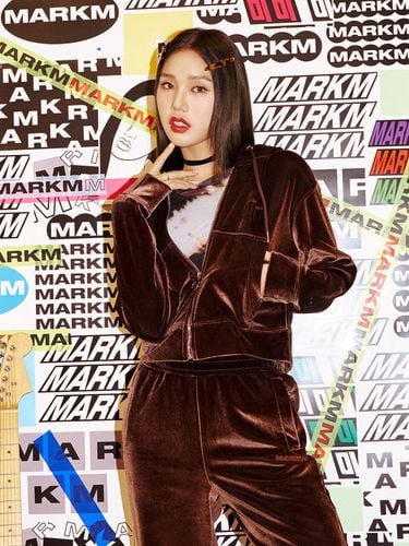 W) Velvet Set Zip-up Hoodie _ - MARKM - Modalova