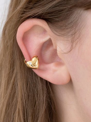 Volume Heart Ear Cuff - FANTASTIC PLANET - Modalova