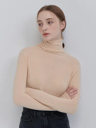 Turtleneck T-Shirt _ Peach - camino - Modalova