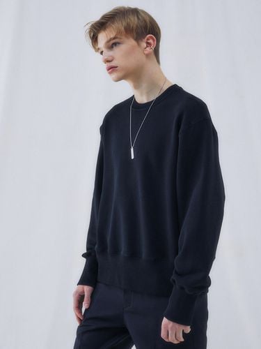 Essential Wappen Point Standard Fit Sweat_Black - FINSDRUCK - Modalova