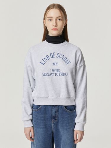 Kind Of Sunday Crop Sweatshirt _ - NCOVER - Modalova