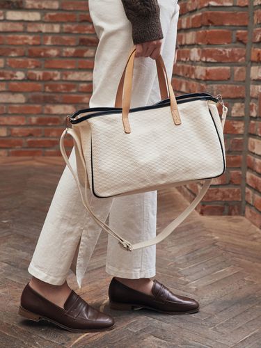 Classic Boston Bag _ Beige - ADAUL - Modalova