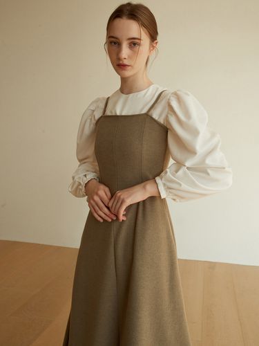 Knit Long Dress_Mocha Beige - EIGHT DAYS A WEEK - Modalova