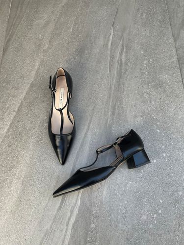 Citron T-Strap Pumps - Black - SUMMER SEOUL - Modalova