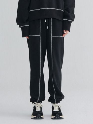 Stitch Jogger Pants _ Black - camino - Modalova