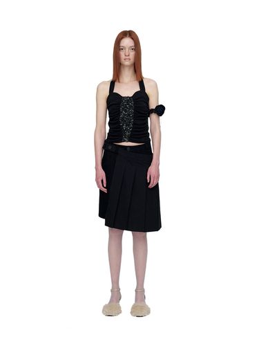 Pleated Wrap Skirt (Black) - CERRIC - Modalova