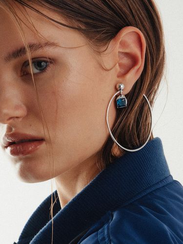 Winter Ocean Cubic Hoop Earrings_E03 - cellmute - Modalova