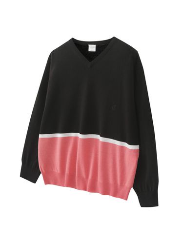 Color-Block Sweater _ Black Pink - CHANCECHANCE - Modalova