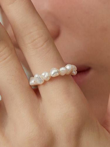 Natural Pearl Ring L AR322001 - ANNAFLAIR1986 - Modalova