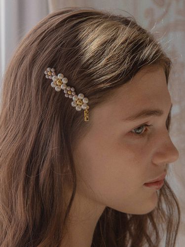 Mini Daisy Hair Pin - Jean Paul Clarisse - Modalova