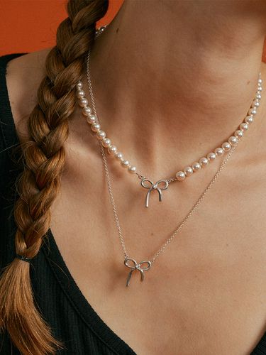 Beau Silver Ribbon / Pearl Necklace (2 Styles) - XPIER - Modalova