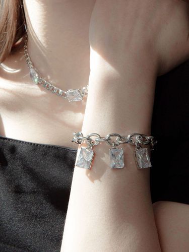 Square Cubic Charm Chain Bracelet - Jean Paul Clarisse - Modalova